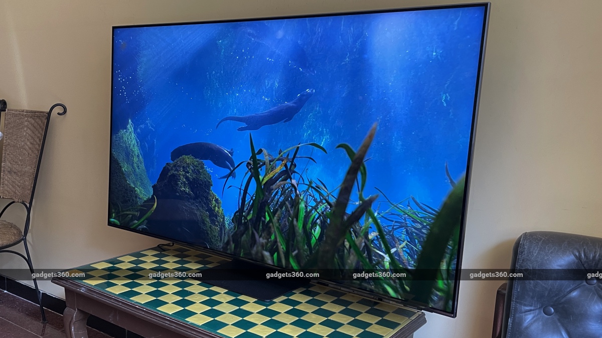 Samsung 55-inch Neo QLED Ultra-HD Smart TV (55QN90A) Review: The Flagship 4K Experience