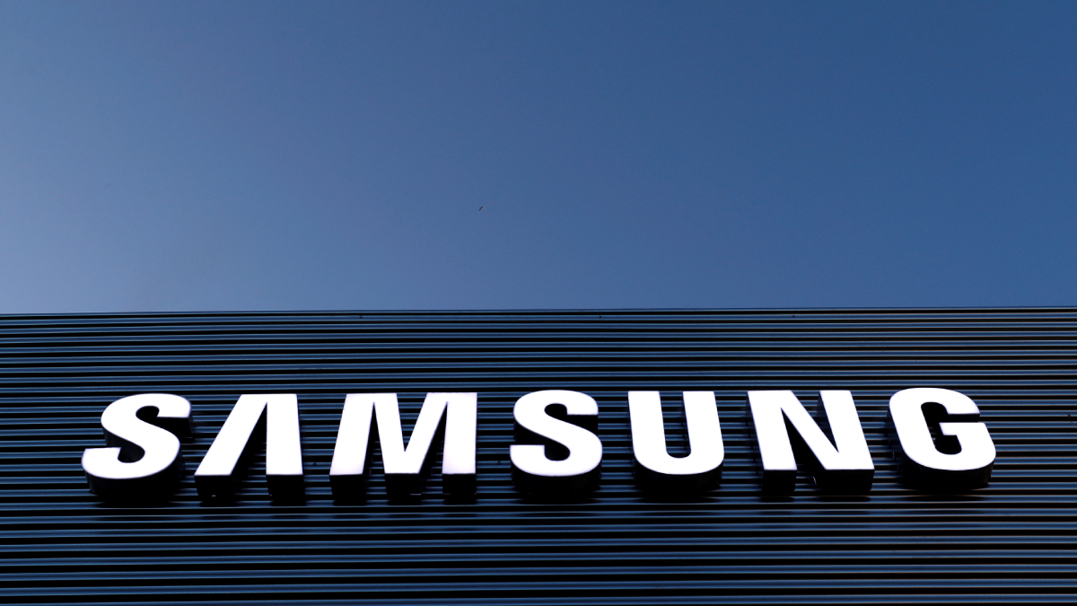 Samsung SDI Considering Building EV Battery Plant in Illinois, US Senator Says Samsung SDI Considering Building EV Battery Plant in Illinois, US Senator Says