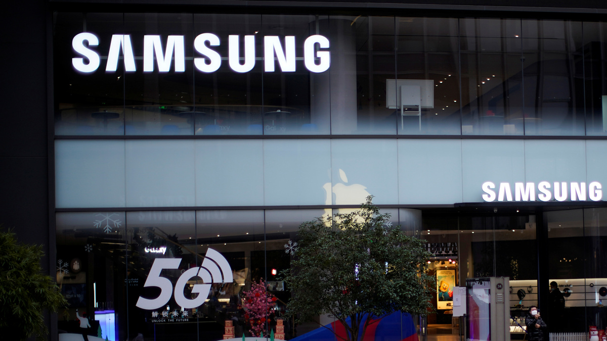 Samsung Sees Coronavirus Hit Sales of Smartphones, TVs, Expects Further Fall in Q2