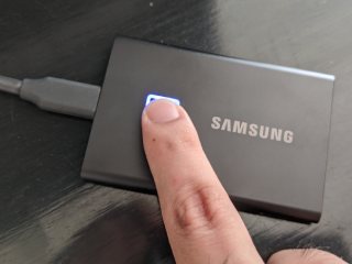 Samsung SSD T7 Touch (1TB) Review