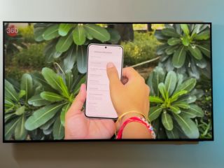 Hands-On with Samsung QLED Q8F 4K Smart TV: This is the AI-Powered TV to Beat in 2025