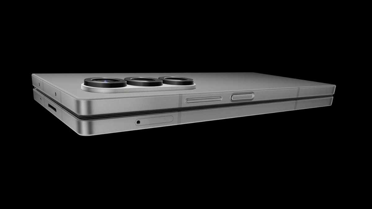 iPhone Ultra Dummy Unit Surfaces in Black Colourway, Offering a Closer Look at Its Design