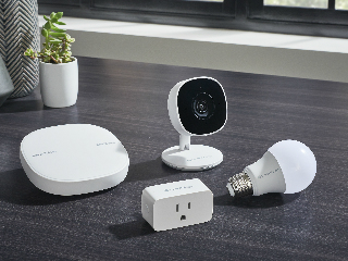 Samsung SmartThings Cam, Smart Bulb, WiFi Smart Plug Launched; All of Them Work Without Hub Support