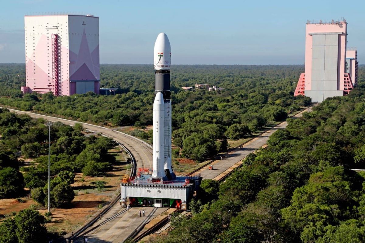 ISRO's Commercial Arm NSIL Launches 36 OneWeb Broadband Satellites Aboard Heaviest Rocket LVM3