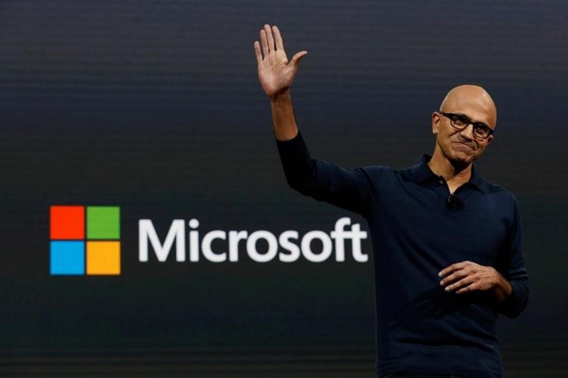 Microsoft Said to Plan Sales Reorganisation Focused on Cloud
