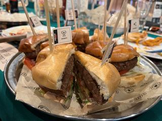 Israel&#039;s SavorEat Begins Selling Personalised 3D-Printed Vegan Burgers