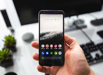 Android ব্যবহারকারীরা সাবধান, ফোনে ঢুকতে পারে ম্যালওয়্যার ভর্তি অ্যাপ, সতর্ক করল সরকার