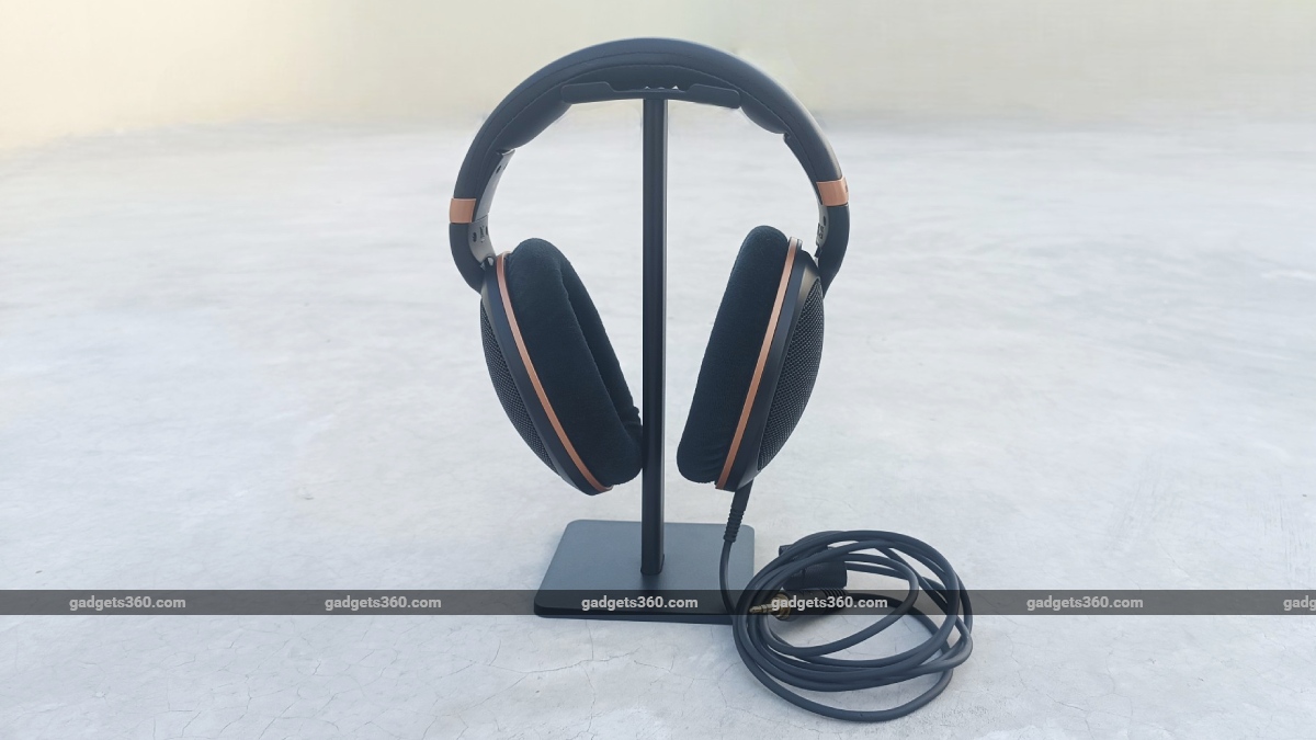 Sennheiser HD 505 Review: Open-Back Wonder