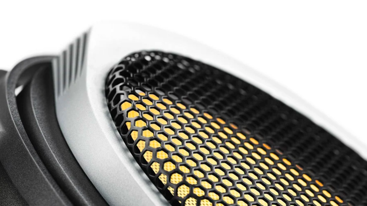 Eight Mind Blowing Headphones That Redefine the Word &lsquo;Flagship&rsquo;