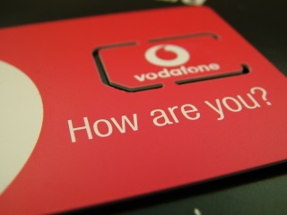 Vodafone&#039;s Challenge to Reliance Jio, Airtel: 1GB of 4G Data at Rs. 150, 4GB at Rs. 250