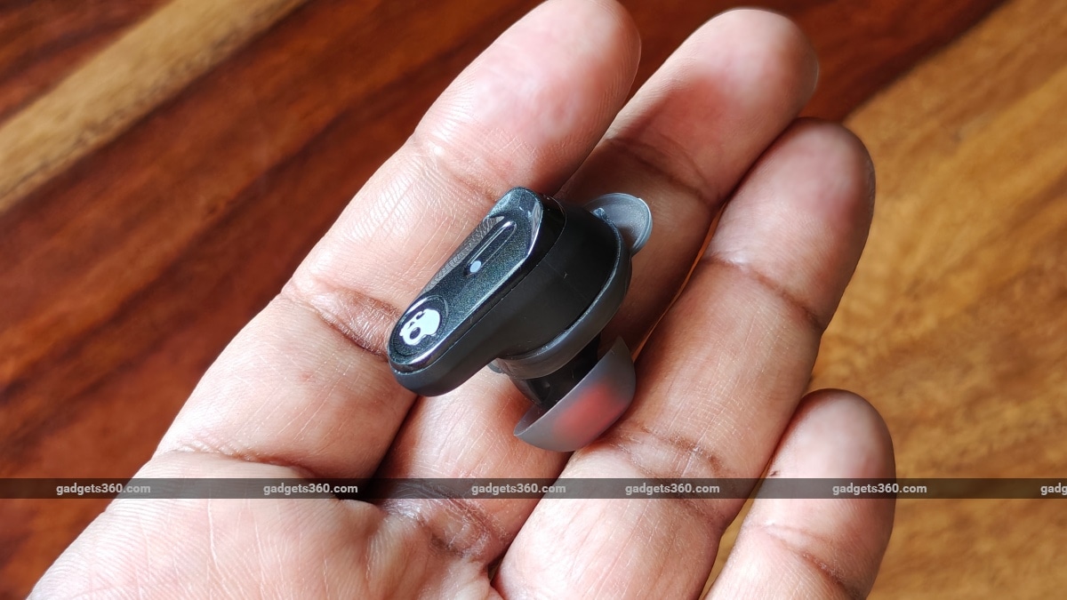 skullcandy method 360 anc earbud design gadgets 360 SkullcandyMethod360ANC  Skullcandy
