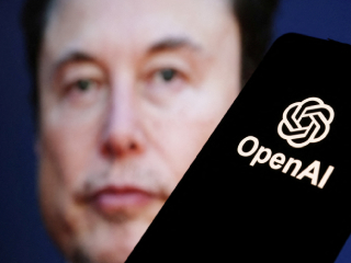 Musk Says xAI to Take Legal Action Against Apple Over App Store Rankings
