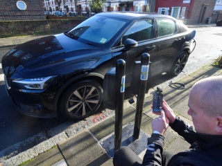 Smart Charging May Be Key to Saving Power Grid in World of EVs