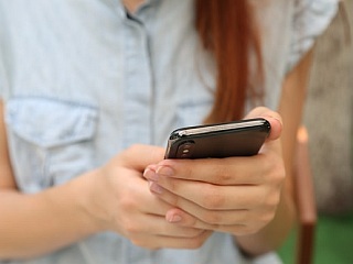 Rising Cost of Data a Concern, MoS IT Says After Airtel Tariff Price Hike