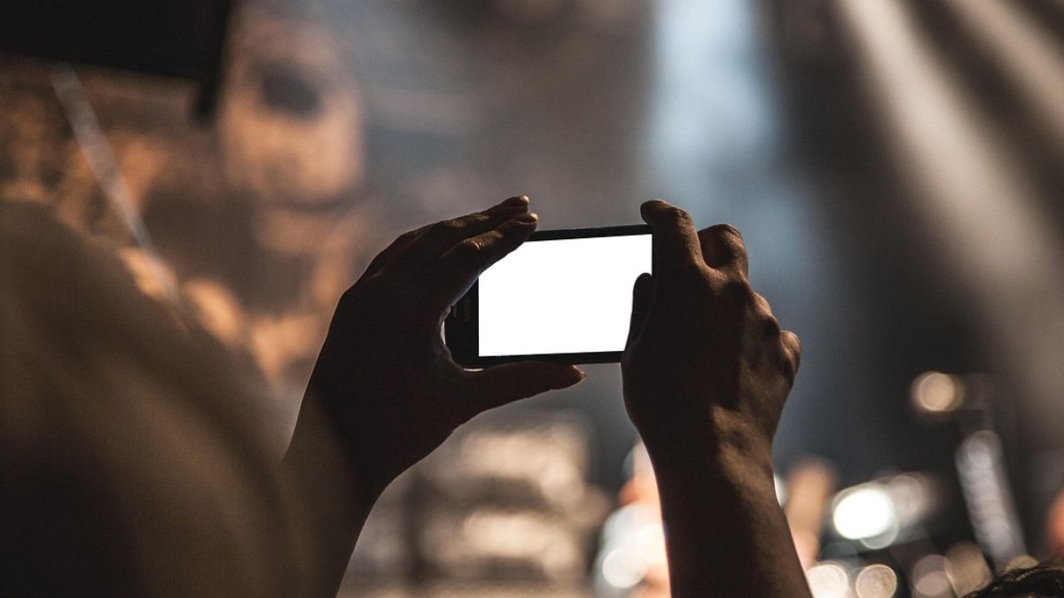 Amazon Sale 2025 Deals on Best Smartphones Under Rs. 50,000
