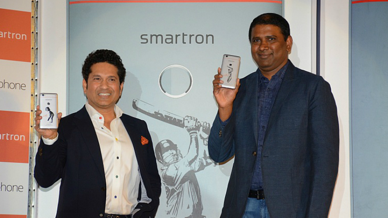 Smartron Expands to the Middle-East Market, With srt.phone and t.book