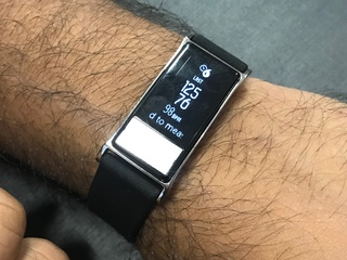 Smartron t.band Review