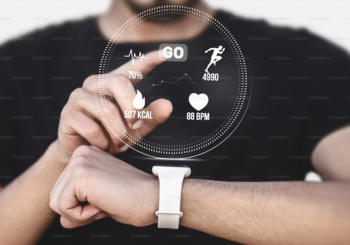 Amazon Great Freedom Sale on Best Smartwatches: Top Feature-Packed Wearables at Massive Discounts