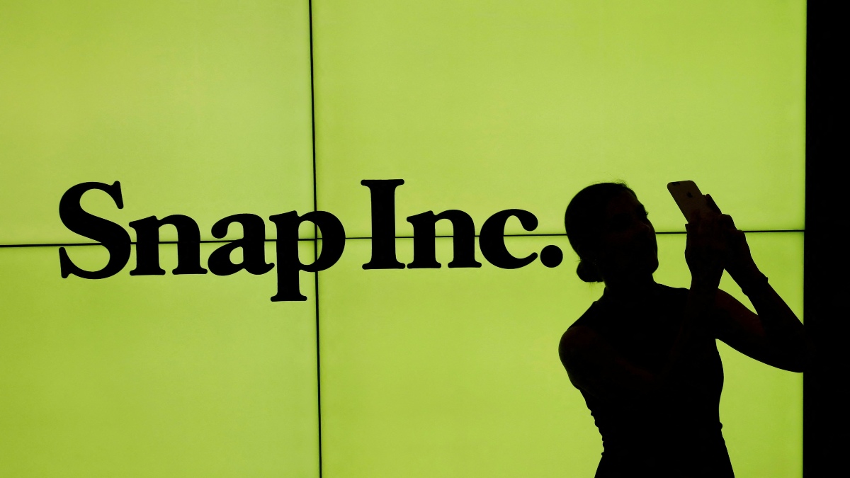 Snapchat Launches Its Own ChatGPT-Powered Chatbot 'My AI'