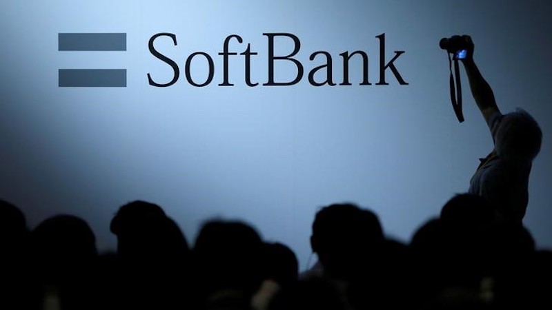 SoftBank CEO Says Respects Snapdeal Founders' Decision, Is in Talks With Flipkart