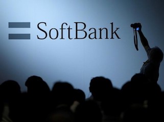 SoftBank CEO Says Respects Snapdeal Founders&#039; Decision, Is in Talks With Flipkart
