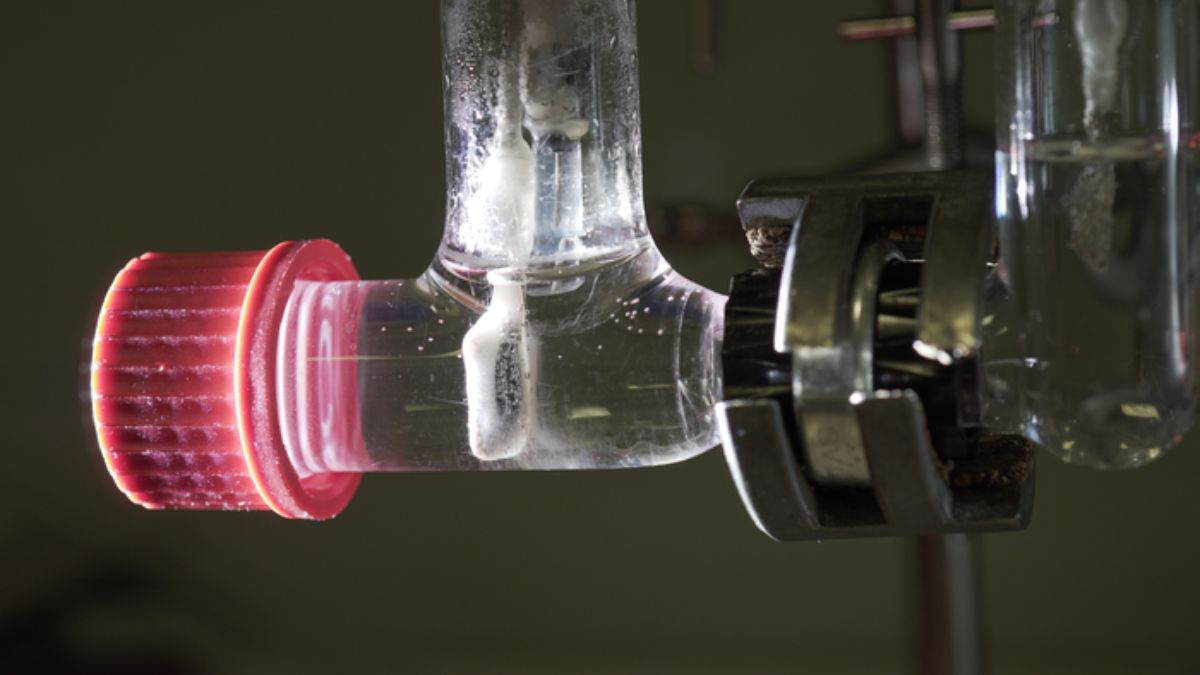 Solar Pixels Abundant On Earth Found To Produce Hydrogen For Weeks, Says Study