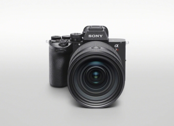 Sony Alpha 7R VI Full-Frame Mirrorless Camera Debuts in India: See Price