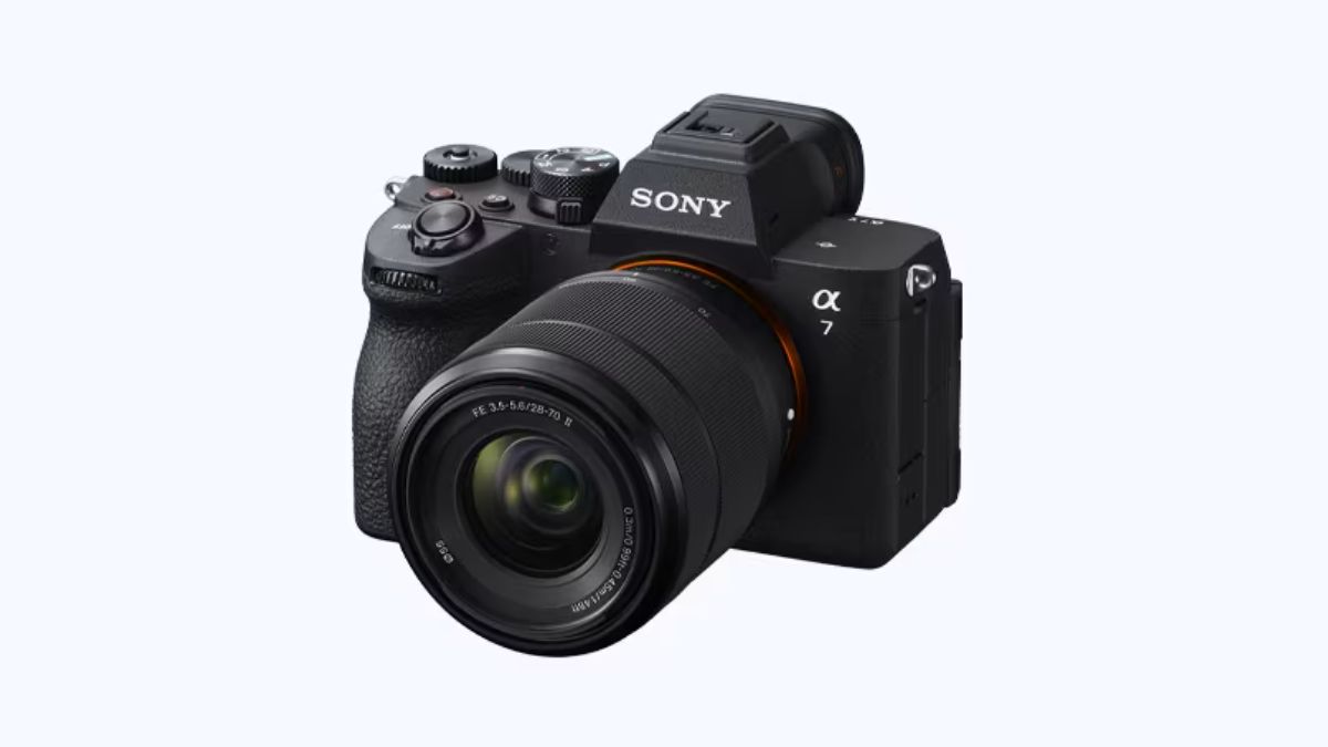 Sony ILCE-7V Full-Frame Mirrorless Camera Launched in India With 33-Megapixel Exmor RS Sensor: Price, Specifications