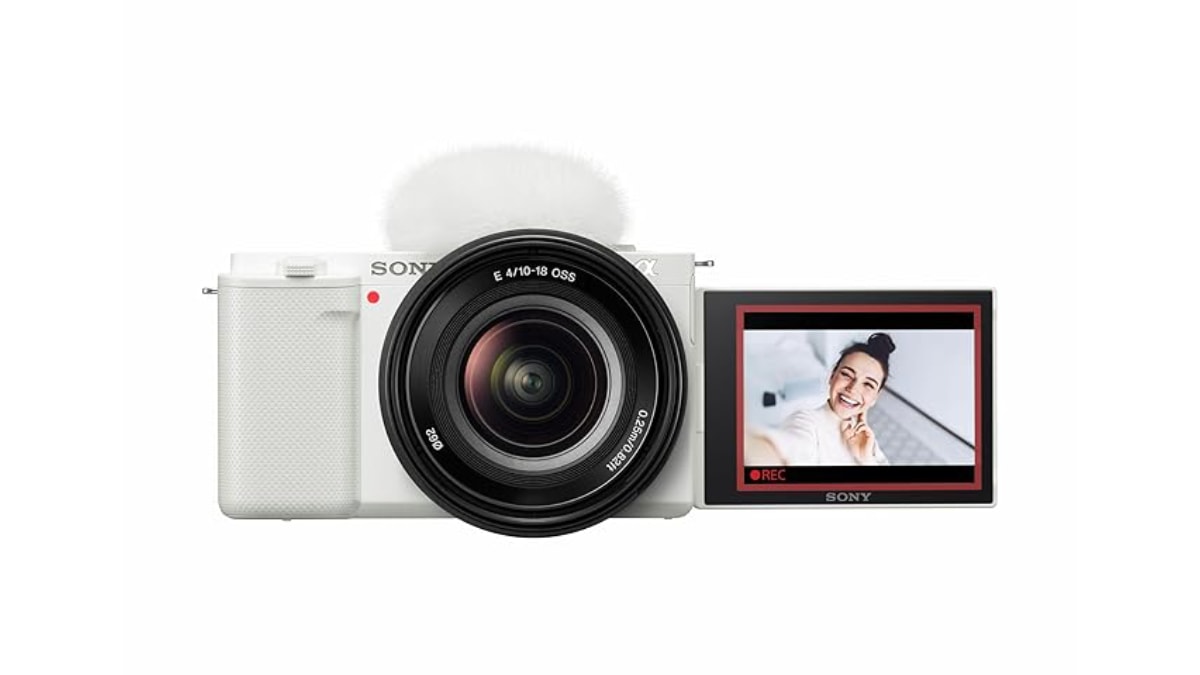 Top Deals on Canon, Fujifilm, Sony, and More Cameras During Amazon Great Republic Day Sale