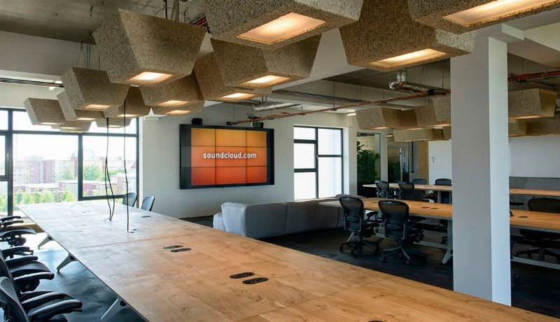 SoundCloud Loses Key Executives Amid Fundraising Drive