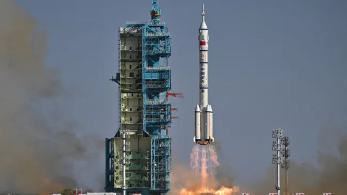 China to Launch Empty Shenzhou-22 Lifeboat After Shenzhou-20 Damage