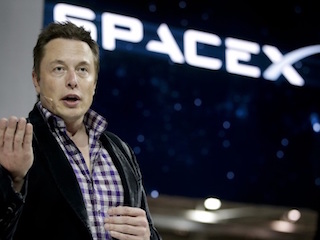 SpaceX Protests NASA Launch Contract Awarded to Its Chief Rival