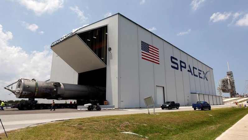SpaceX Seeks US Approval for Internet-via-Satellite Network