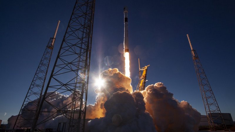 SpaceX Launch Vehicle Certification to Be Reviewed by US Pentagon