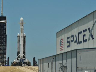 SpaceX to Receive Final Environmental Assessment From US&rsquo;s Aviation Agency on June 13