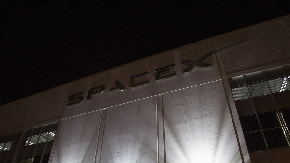 SpaceX to Receive Final Environmental Assessment From US&rsquo;s Aviation Agency on June 13