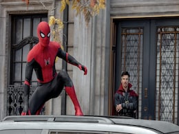 Spider-Man: No Way Home Review Roundup: MCU's Latest Entry 'Hits All the Right Notes' Spider-Man: No Way Home Review Roundup: MCU's Latest Entry 'Hits All the Right Notes'