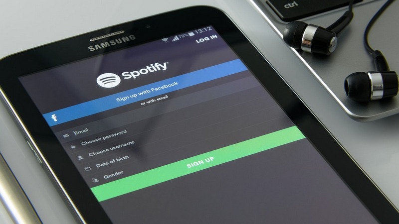 Spotify's Unusual IPO Seeks to Drum Up Fans on Wall Street