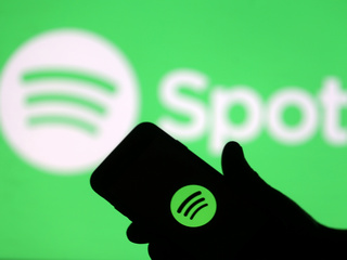 Spotify Removes Many AI-Generated Songs After Universal Music Noted Suspicious Bot Activities
