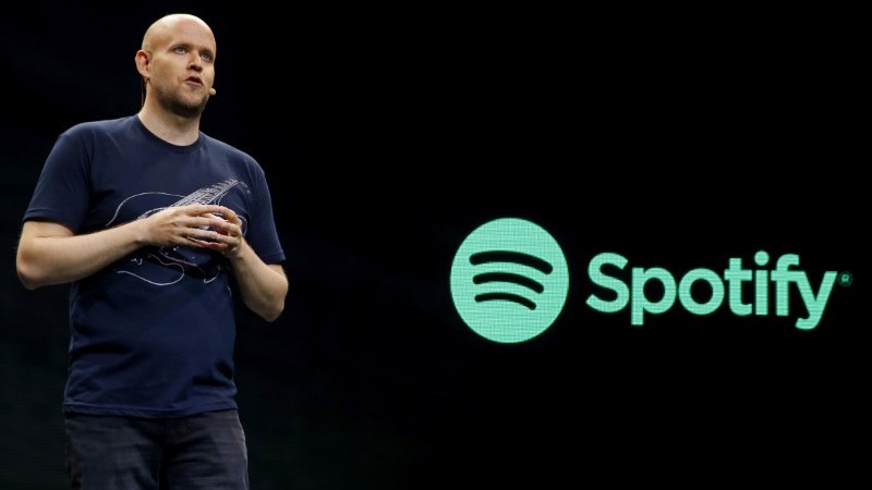 Spotify Sees Revenue Growth Easing as Gears Up for Listing