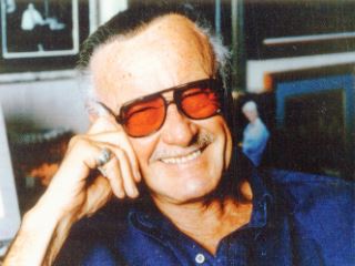 Stan Lee Dies at the Age of 95, Tributes Pour In
