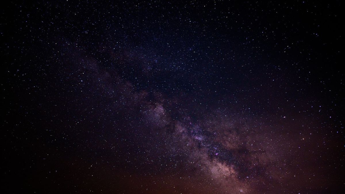 Astronomers Discover 1-Cyanopyrene in Interstellar Space Revealing Carbon Secrets