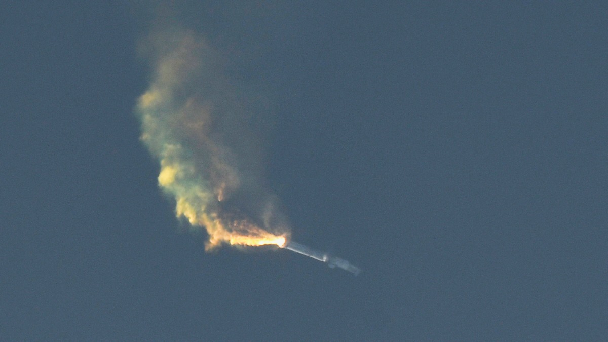 SpaceX Starship Explodes Minutes After Liftoff; Elon Musk Says ‘Learned a Lot’