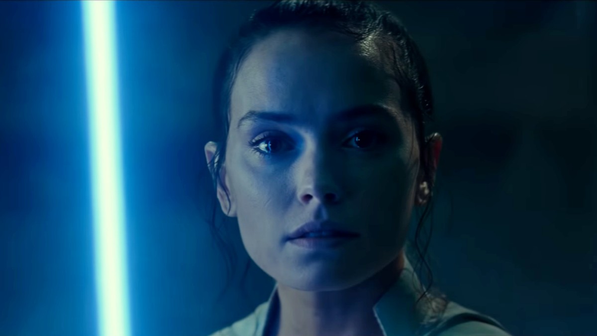Star Wars: The Rise of Skywalker Final Trailer is Both Dark and Inspiring