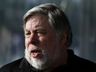 Apple Co-Founder&rsquo;s Bizarre Tweet Claims He Might Be &lsquo;Patient Zero&rsquo; for Coronavirus in the US