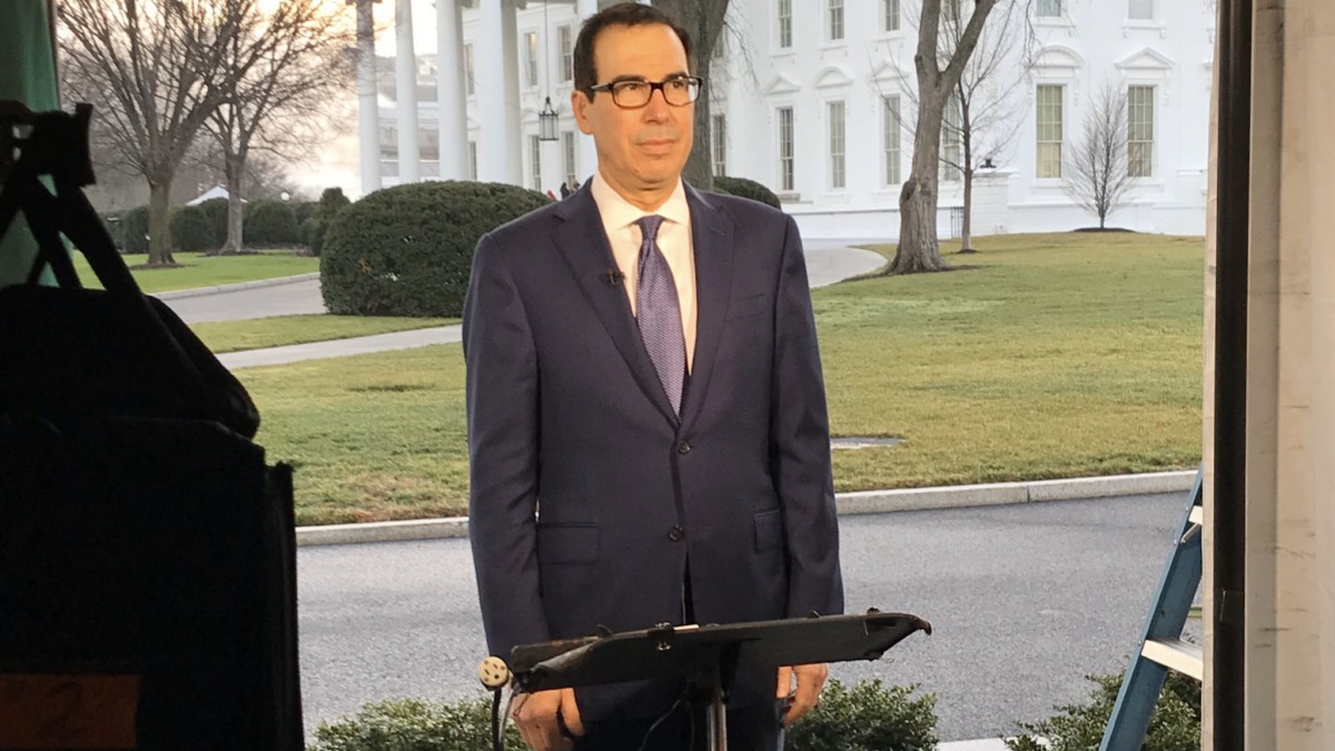 Apple, Other Tech Firms Urged by US' Mnuchin to Work With Law Enforcement