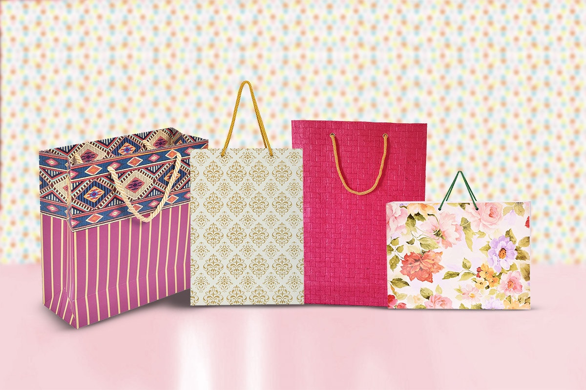 Designer Gift Bags Present The Presents In A Presentable Manner