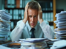 Mental Fatigue Linked to Heightened Cravings and Unhealthy Choices, Study Shows Mental Fatigue Linked to Heightened Cravings and Unhealthy Choices, Study Shows