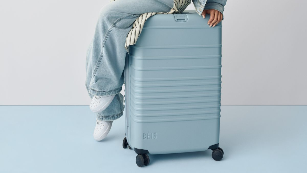 Best Small Cabin Suitcases Under 1,899: Top Lightweight & Durable Luggage Options
