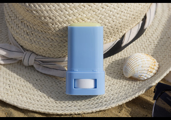 Best Sunscreen Sticks for On-the-Go Reapplication Without Makeup Smudging